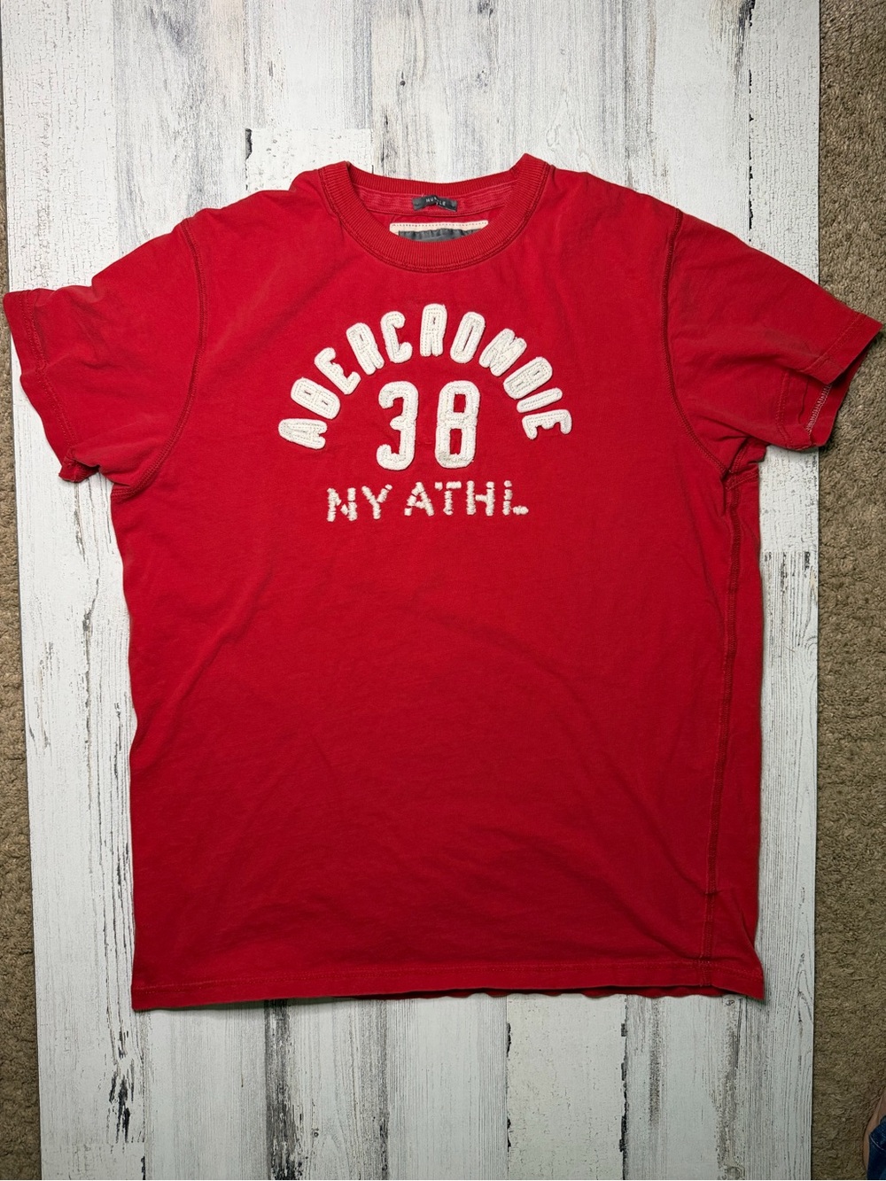 Abercrombie & Fitch Muscle XL Red 38 NY Athletic Appliqué Tee
